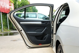 2021款斯柯达速派