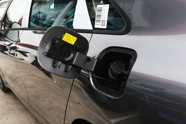 2021款起亚K5凯酷