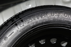 2021款起亚K5凯酷