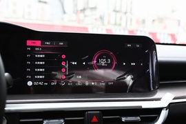 2021款起亚K5凯酷