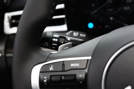 2021款起亚K5凯酷