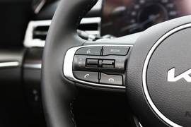 2021款起亚K5凯酷