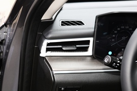 2021款起亚K5凯酷