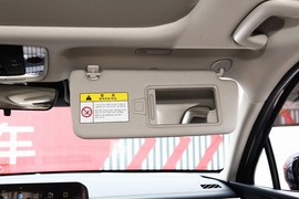 2021款起亚K5凯酷