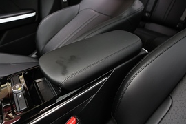 2021款起亚K5凯酷