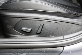 2021款起亚K5凯酷