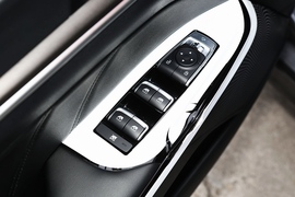 2021款起亚K5凯酷