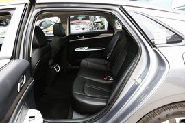 2021款起亚K5凯酷