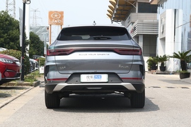 2021款比亚迪宋PLUS