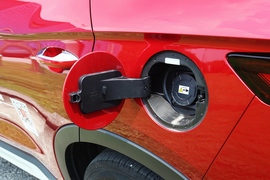 2021款比亚迪宋PLUS