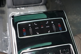 2022款奥迪A8L