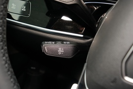 2022款奥迪A8L