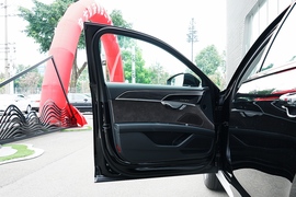 2022款奥迪A8L
