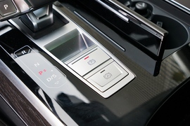 2022款奥迪A8L