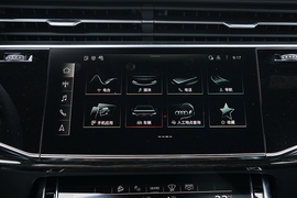 2022款奥迪Q8