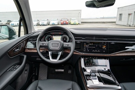 2022款奥迪Q7