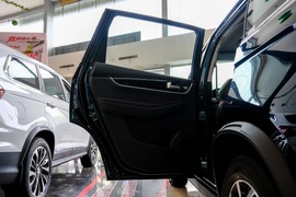 2022款东风风行T5