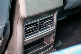 2022款东风风行T5