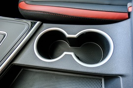 2022款东风风行T5