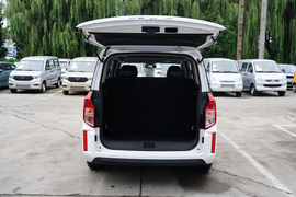 2021款五菱宏光PLUS