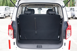 2021款五菱宏光PLUS