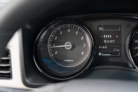 2021款五菱宏光PLUS