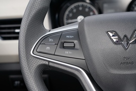 2021款五菱宏光PLUS