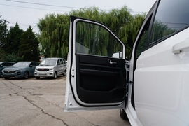 2021款五菱宏光PLUS