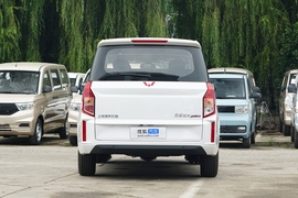 2021款五菱宏光PLUS