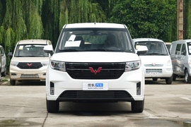 2021款五菱宏光PLUS