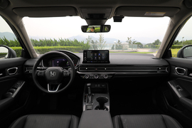 2022款东风本田思域240TURBO