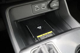 2022款东风本田思域240TURBO