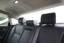 2022款东风本田思域240TURBO