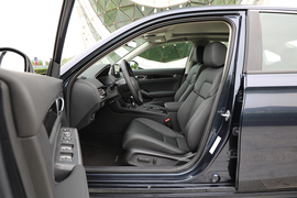 2022款东风本田思域240TURBO