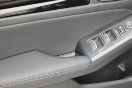 2022款东风本田思域240TURBO