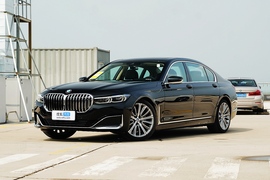 2021款宝马740Li