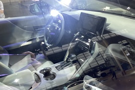 2022款一汽丰田凌放HARRIER