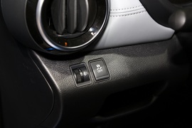 东风日产全新劲客