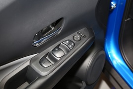 东风日产全新劲客