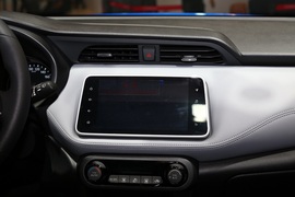 东风日产全新劲客