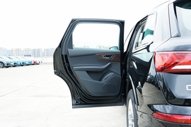 2022款奥迪Q7