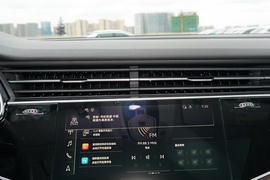 2022款奥迪Q7