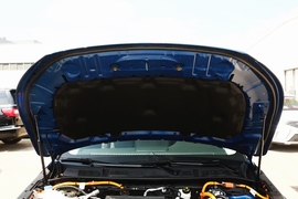 2021款林肯冒险家PHEV