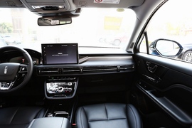 2021款林肯冒险家PHEV