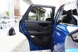 2021款林肯冒险家PHEV