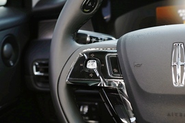 2021款林肯冒险家PHEV