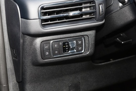 2021款林肯冒险家PHEV