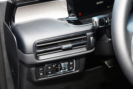 2021款林肯冒险家PHEV