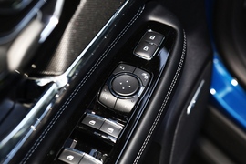 2021款林肯冒险家PHEV