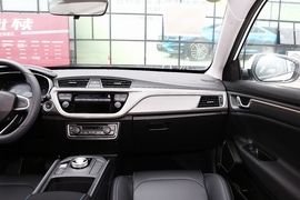 2021款吉利帝豪EV